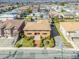 2413 Hammett Avenue, Fort Lee, NJ 07024