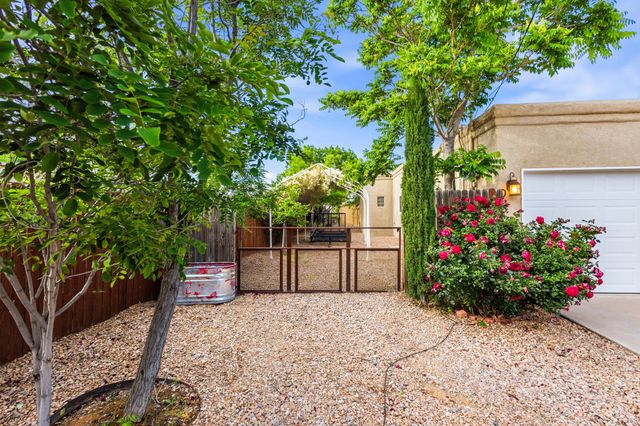 901 Ortega Road NW, Albuquerque, NM 87114