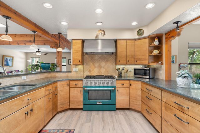 901 Ortega Road NW, Albuquerque, NM 87114