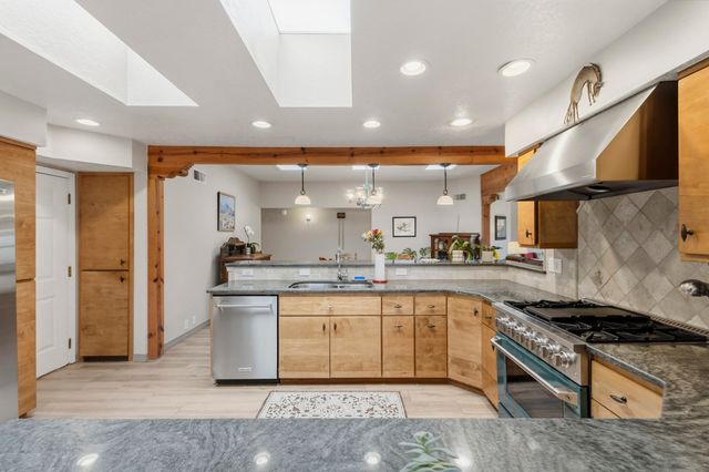 901 Ortega Road NW, Albuquerque, NM 87114