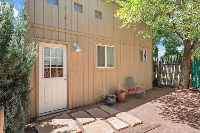 901 Ortega Road NW, Albuquerque, NM 87114