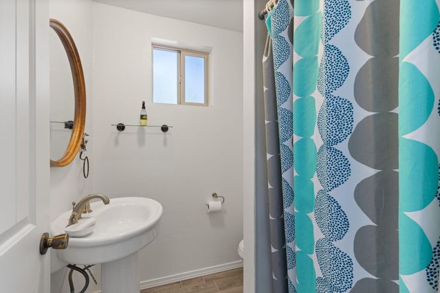901 Ortega Road NW, Albuquerque, NM 87114