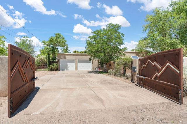 901 Ortega Road NW, Albuquerque, NM 87114