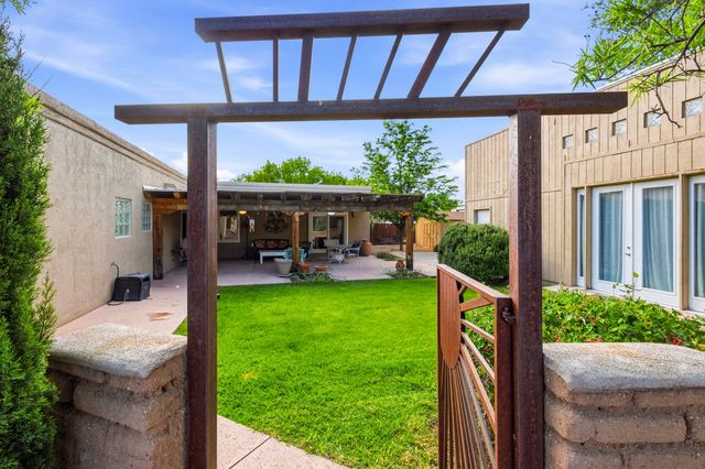 901 Ortega Road NW, Albuquerque, NM 87114