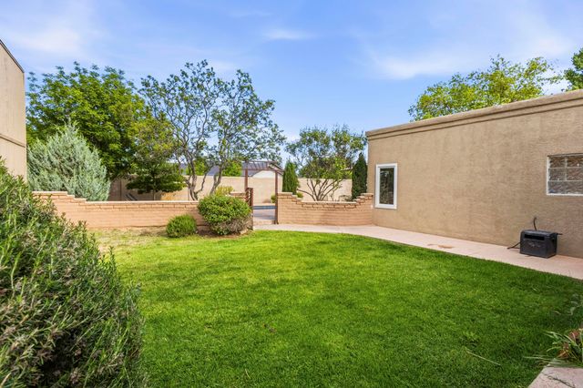 901 Ortega Road NW, Albuquerque, NM 87114
