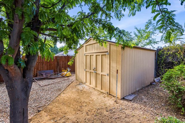 901 Ortega Road NW, Albuquerque, NM 87114