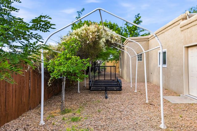 901 Ortega Road NW, Albuquerque, NM 87114