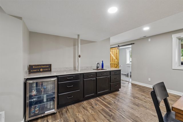 1905 SE Hawthorne Ridge Drive, Waukee, IA 50263