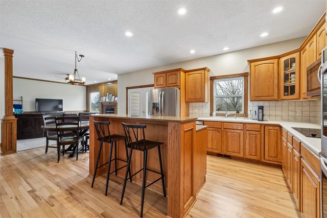 1905 SE Hawthorne Ridge Drive, Waukee, IA 50263