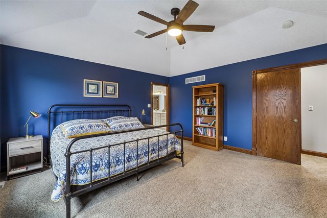 1905 SE Hawthorne Ridge Drive, Waukee, IA 50263