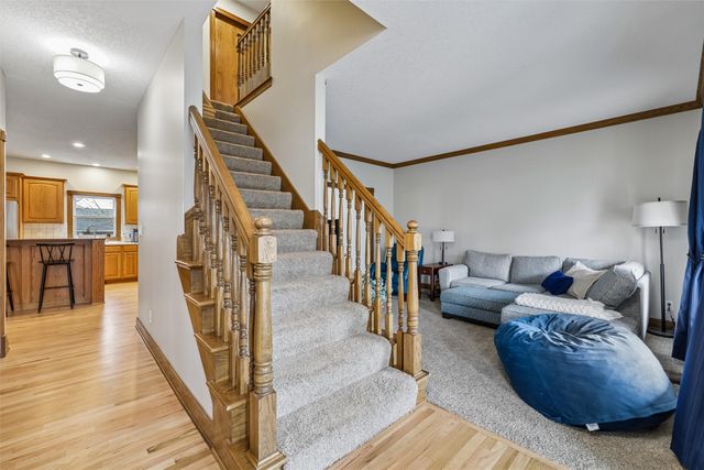 1905 SE Hawthorne Ridge Drive, Waukee, IA 50263