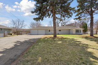 2121 Old County Road 34 Place, Burnsville, MN 55337