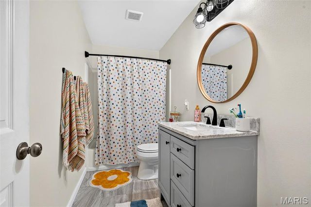 729 Rabbit Run Drive, Wentzville, MO 63385