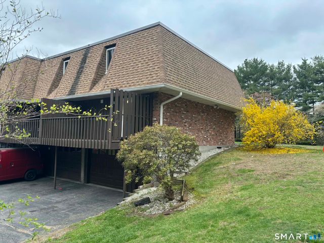 220 Monce Road 17, Burlington, CT 06013