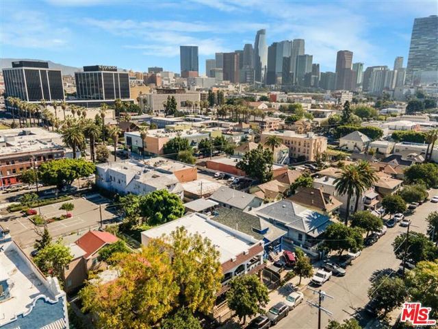 1651 W 11th Place, Los Angeles, CA 90015