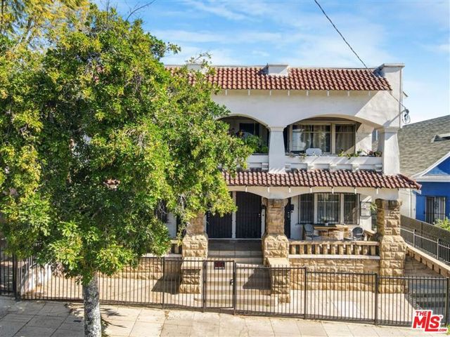 1651 W 11th Place, Los Angeles, CA 90015