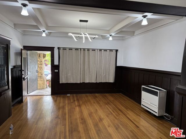 1651 W 11th Place, Los Angeles, CA 90015