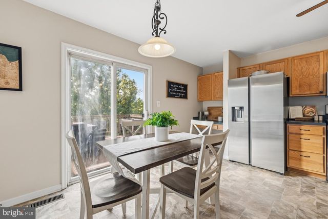 94 DORSET LN, Warrenton, VA 20186