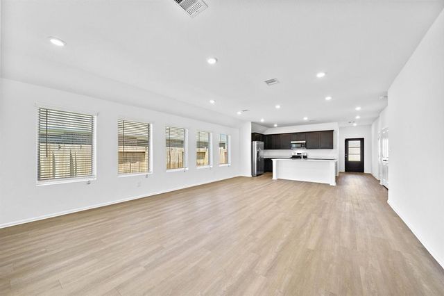 5014 Viridian Forrest Drive, Rosenberg, TX 77469