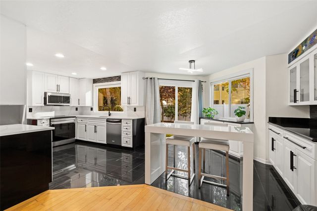 12737 NE 97th Place, Kirkland, WA 98033