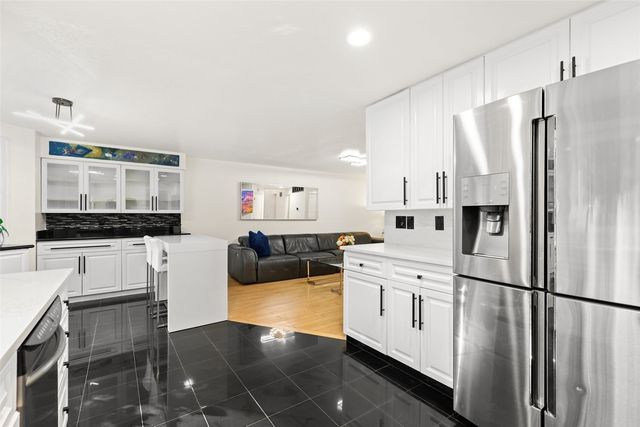 12737 NE 97th Place, Kirkland, WA 98033