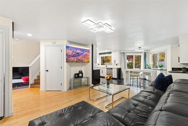 12737 NE 97th Place, Kirkland, WA 98033