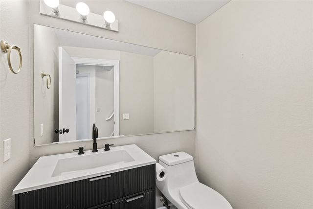 12737 NE 97th Place, Kirkland, WA 98033