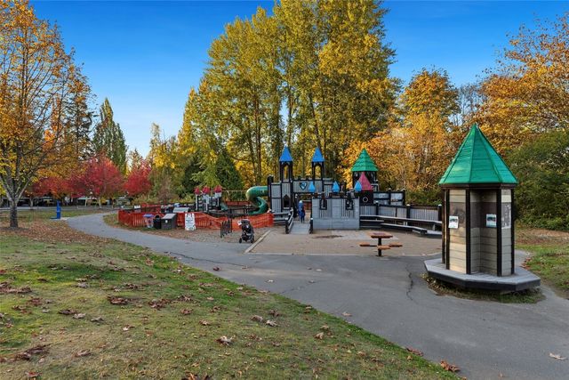 12737 NE 97th Place, Kirkland, WA 98033
