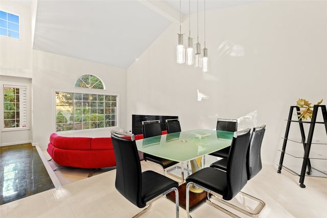 12737 NE 97th Place, Kirkland, WA 98033