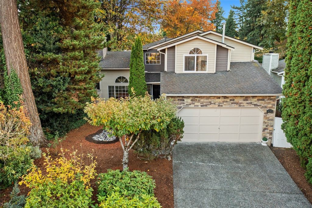 12737 NE 97th Place, Kirkland, WA 98033
