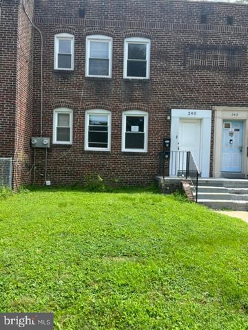 240 WILMONT AVE, Camden, NJ 08105
