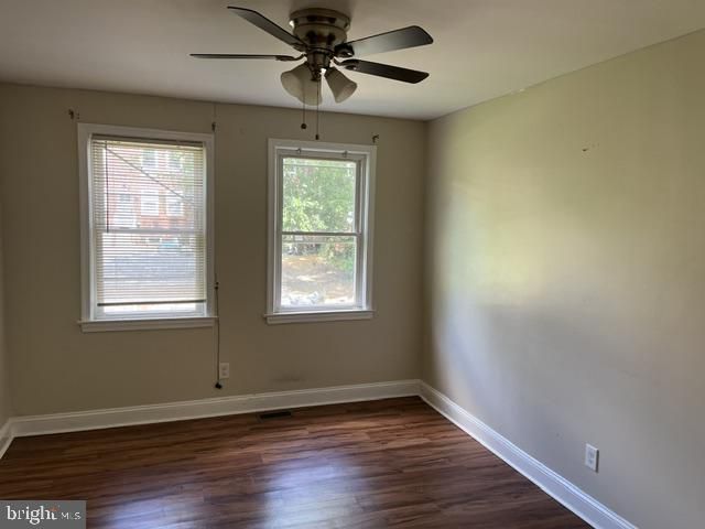 240 WILMONT AVE, Camden, NJ 08105