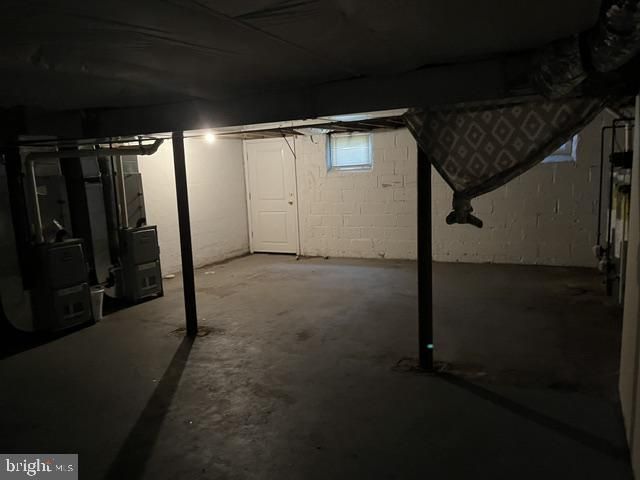 240 WILMONT AVE, Camden, NJ 08105