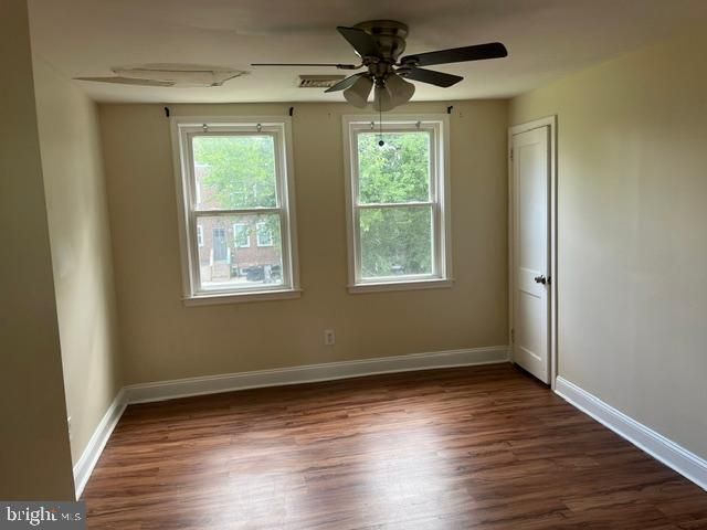 240 WILMONT AVE, Camden, NJ 08105