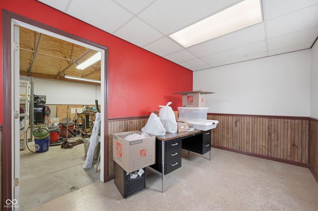 382 N 900 W, Anderson, IN 46011