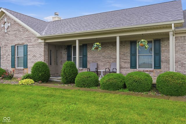 382 N 900 W, Anderson, IN 46011