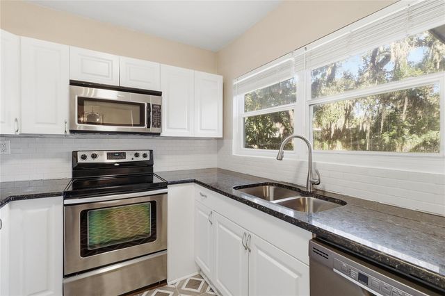 203 W POINSETTIA STREET, Lakeland, FL 33803