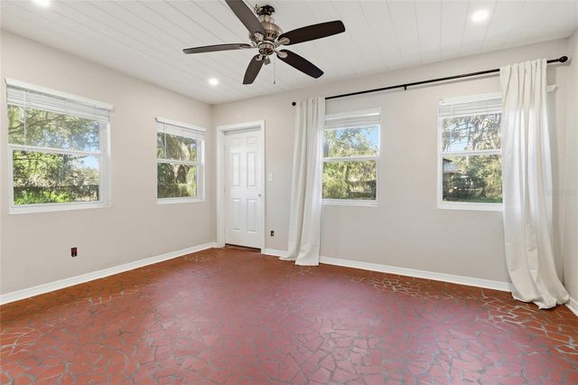 203 W POINSETTIA STREET, Lakeland, FL 33803