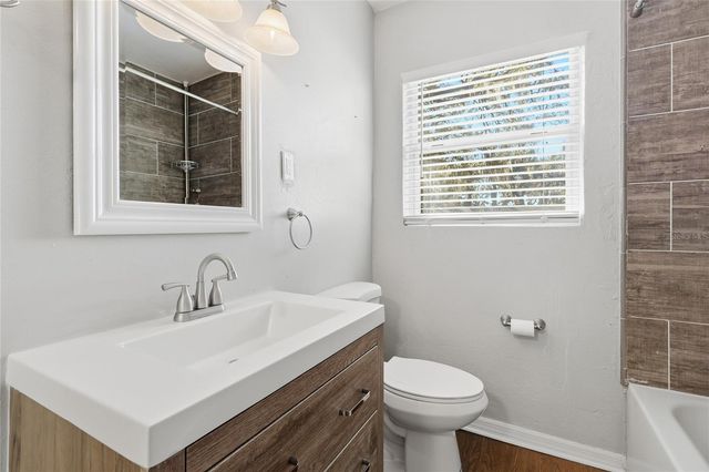 203 W POINSETTIA STREET, Lakeland, FL 33803