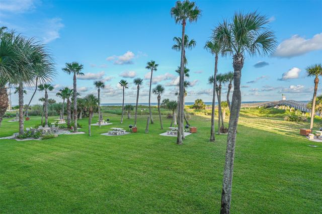 1401 E Beach Drive 204, Galveston, TX 77550