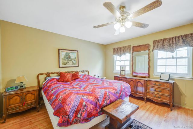 31 Quail Court, Manorville, NY 11949
