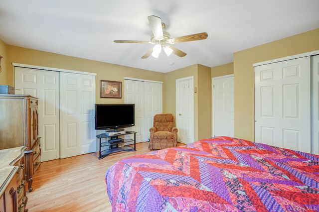 31 Quail Court, Manorville, NY 11949