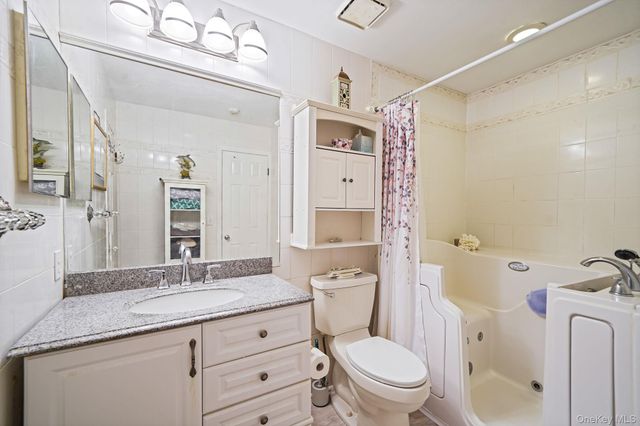 31 Quail Court, Manorville, NY 11949