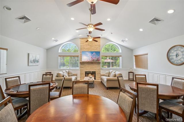 31 Quail Court, Manorville, NY 11949