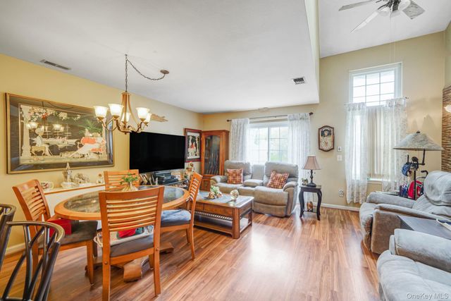 31 Quail Court, Manorville, NY 11949