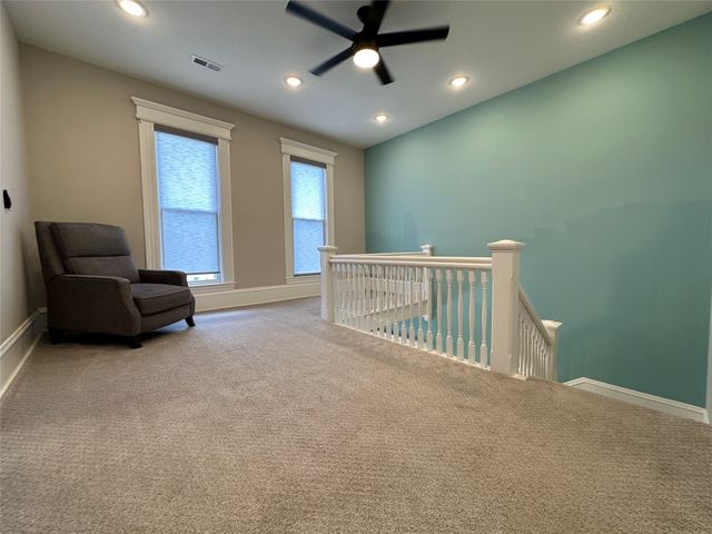 505 E Court Avenue, Winterset, IA 50273