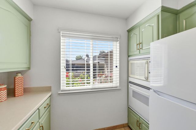 5340 Adelaide Way, Carmichael, CA 95608