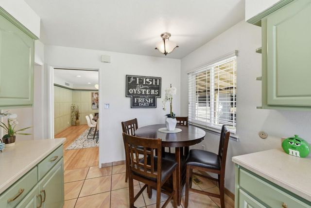 5340 Adelaide Way, Carmichael, CA 95608
