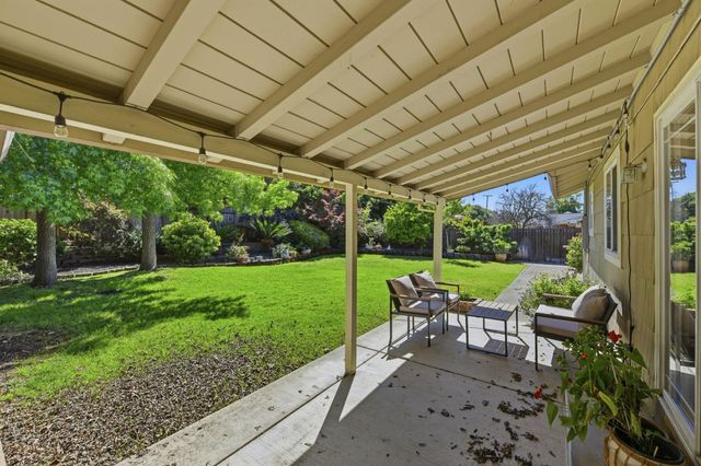 5340 Adelaide Way, Carmichael, CA 95608