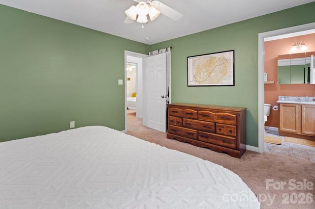 15 Asbury Cottage Drive, Candler, NC 28715